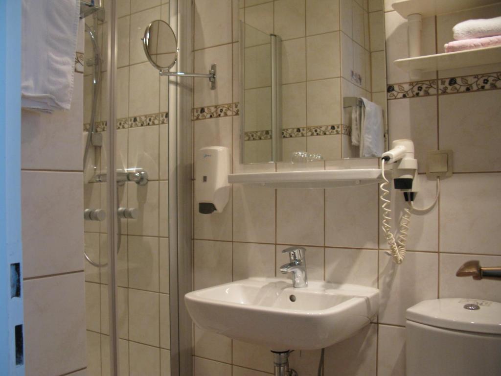 Hotel Waldersee Hannover Camera foto